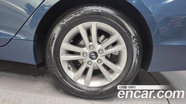 Hyundai LF Sonata Premium, 2017 все фото