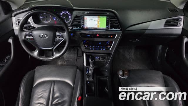 Hyundai LF Sonata Premium, 2017 7