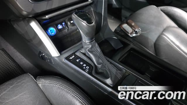 Hyundai LF Sonata Premium, 2017 9