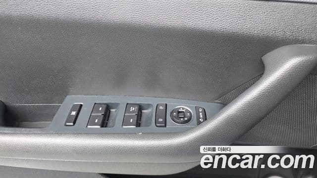 Hyundai LF Sonata Premium, 2017 12