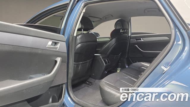 Hyundai LF Sonata Premium, 2017 18