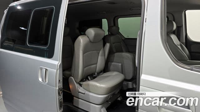 Hyundai Grand Starex CVX Premium, 2014 12