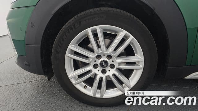 Mini Cooper Countryman 2세대, 2023 все фото