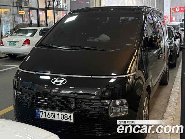 Hyundai Staria Modern, 2025 2