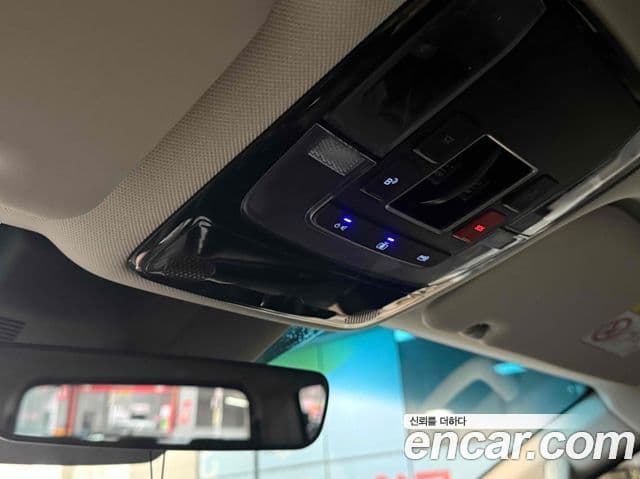 Hyundai Staria Modern, 2025 6