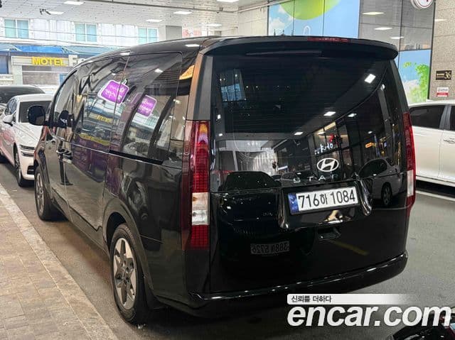 Hyundai Staria Modern, 2025 13