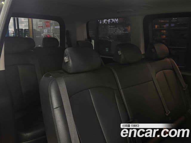 Hyundai Staria Modern, 2025 16