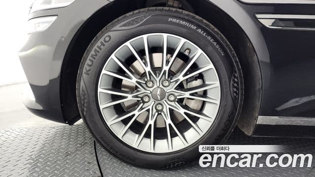 Genesis G80 (RG3) бензин 2.5 турбо AWD, 2023 все фото