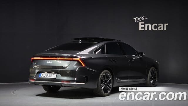 Kia The / новый New K8 гибрид Signature, 2025 2