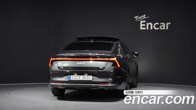 Kia The / новый New K8 гибрид Signature, 2025 4