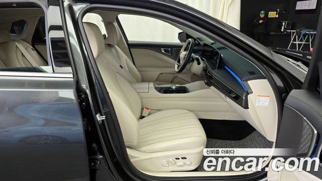 Kia The / новый New K8 гибрид Signature, 2025 11