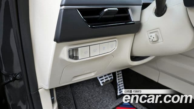 Kia The / новый New K8 гибрид Signature, 2025 16