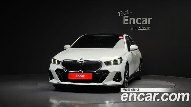 BMW 5시리즈 (G60) 520i Special Edition, 2024 3