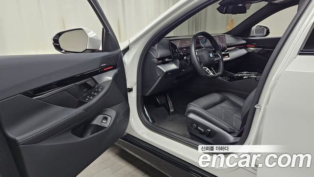 BMW 5시리즈 (G60) 520i Special Edition, 2024 10