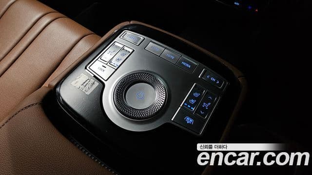 Genesis G80 (RG3) бензин 2.5 турбо 2WD, 2021 18