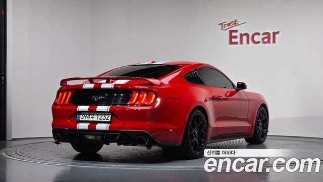 Ford Mustang купе, 2018 2