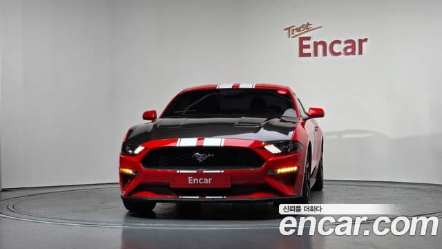 Ford Mustang купе, 2018 3