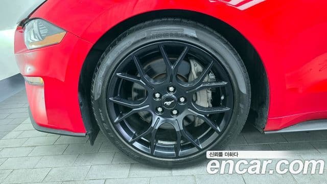 Ford Mustang купе, 2018 все фото