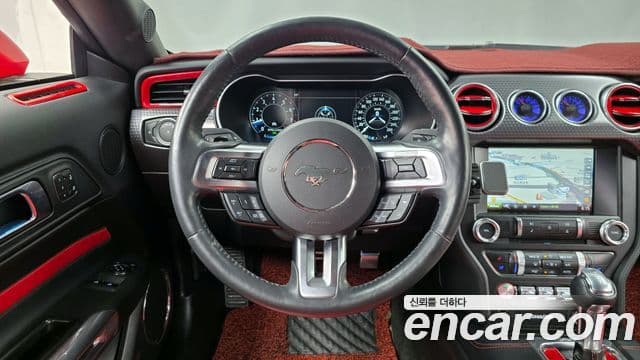 Ford Mustang купе, 2018 13