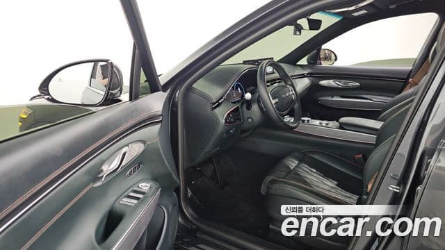 Genesis GV70, 2021 10