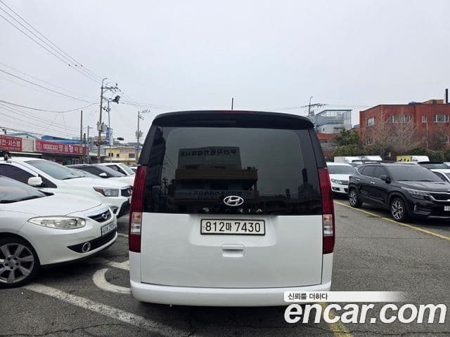 Hyundai Staria Modern, 2024 4