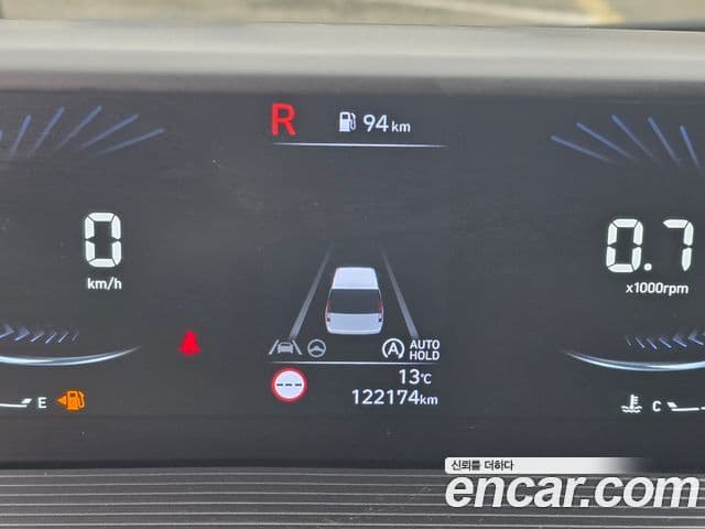 Hyundai Staria Modern, 2024 8