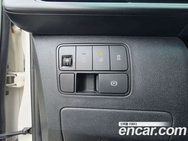 Hyundai Staria Modern, 2024 12