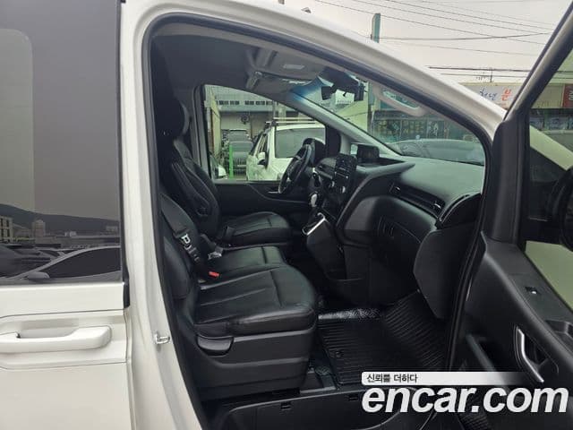 Hyundai Staria Modern, 2024 20