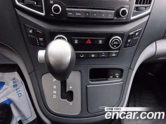 Hyundai Grand Starex Smart, 2016 10