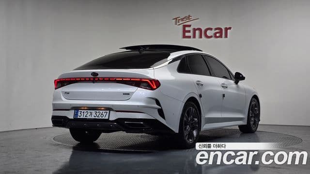 Kia K5 3세대 Signature, 2020 2