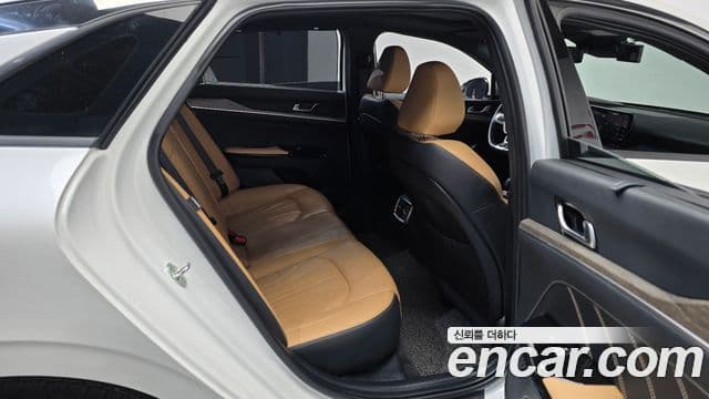 Kia K5 3세대 Signature, 2020 12