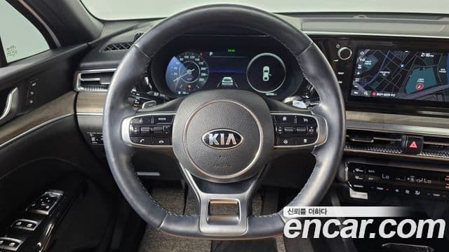 Kia K5 3세대 Signature, 2020 13