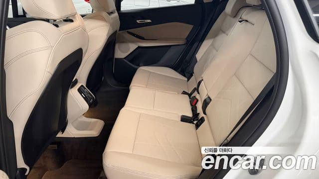 BMW 2시리즈 active 투어러 (U06) 218d Advantage, 2025 11