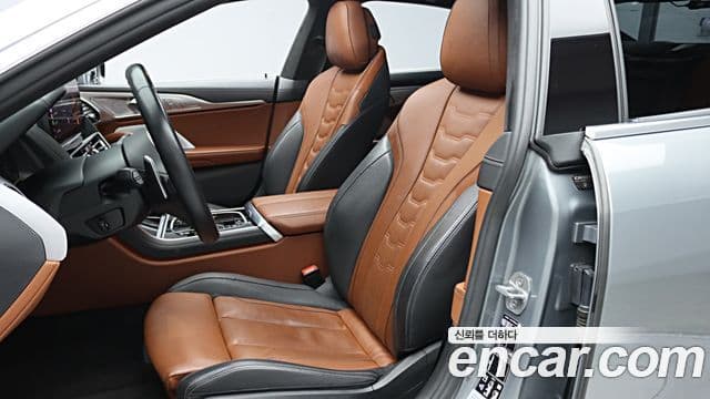 BMW 8시리즈 (G15) M850i xDrive Gran Coupe, 2023 12
