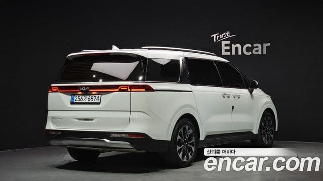 Kia Carnival 4세대 Signature, 2022 2