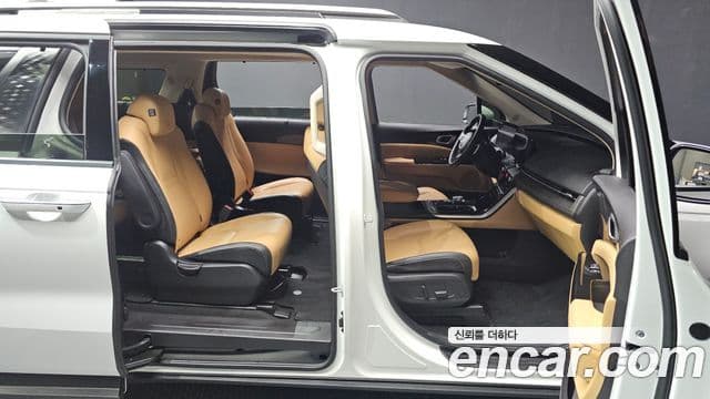 Kia Carnival 4세대 Signature, 2022 11