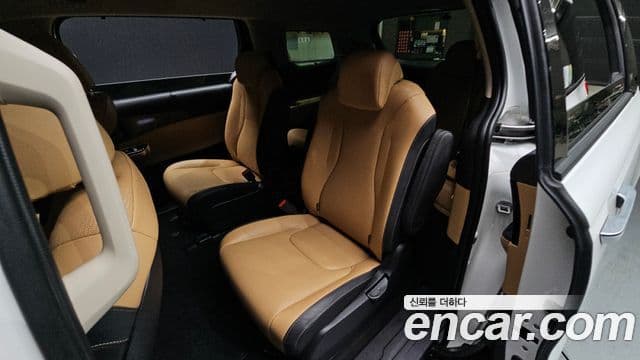 Kia Carnival 4세대 Signature, 2022 12