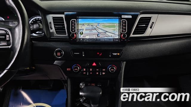 Kia Niro Prestige, 2018 16