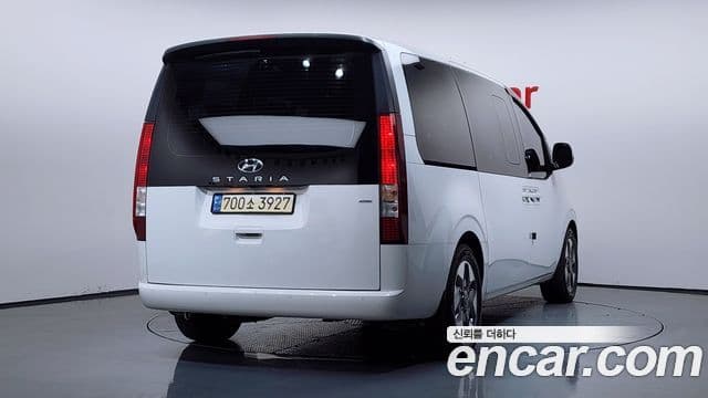 Hyundai Staria Modern, 2023 2