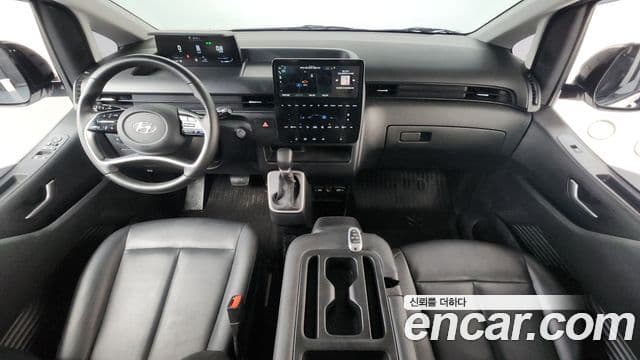 Hyundai Staria Modern, 2023 7
