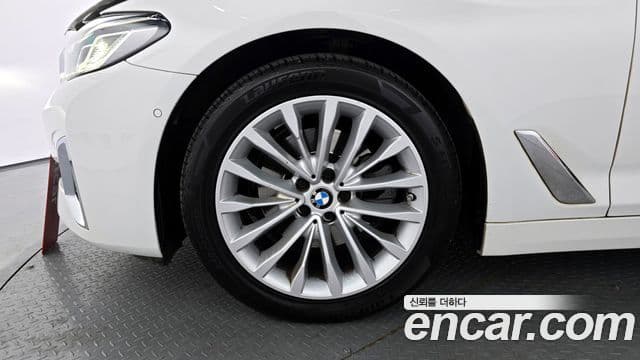 BMW 5시리즈 (G30) Luxury, 2023 все фото