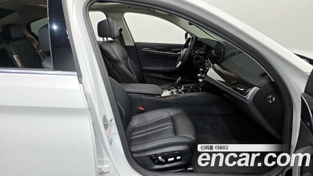 BMW 5시리즈 (G30) Luxury, 2023 11