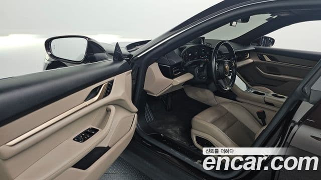 Porsche 타이칸 4S, 2021 11