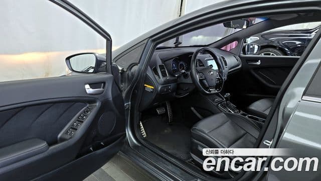 Kia The / новый New K3 Trendy, 2016 10