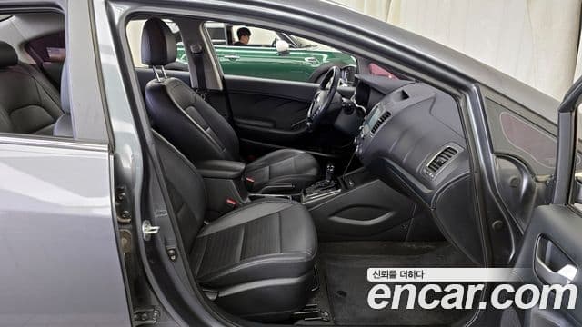 Kia The / новый New K3 Trendy, 2016 11