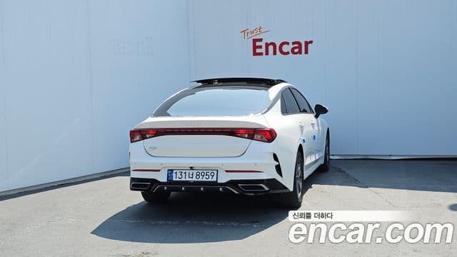 Kia K5 3세대 Standard, 2022 4