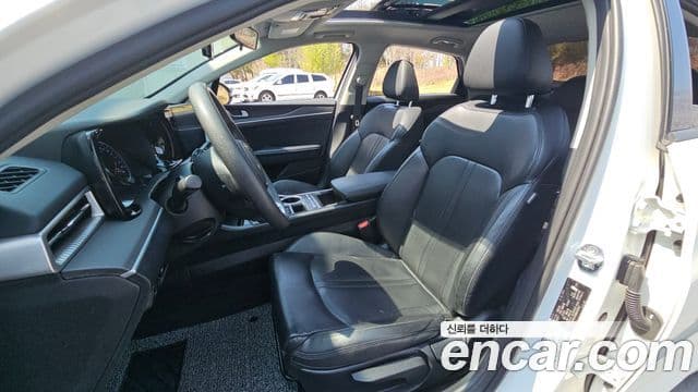 Kia K5 3세대 Standard, 2022 10