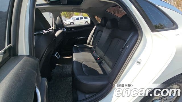 Kia K5 3세대 Standard, 2022 12