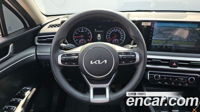 Kia K5 3세대 Standard, 2022 13