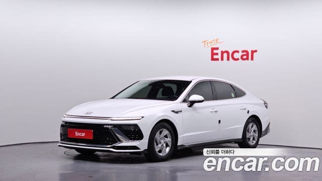 Hyundai Sonata D Edge(DN8) Business 1